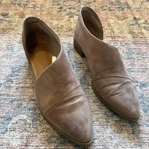 Universal thread Wendy slip on booties 9.5